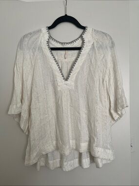 Free People Ivory V-Neck Boho Peasant Top with Gray Trim